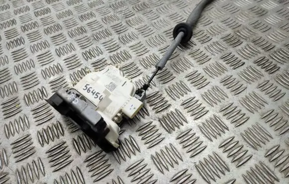 Audi A1 Front door lock 8X1837016