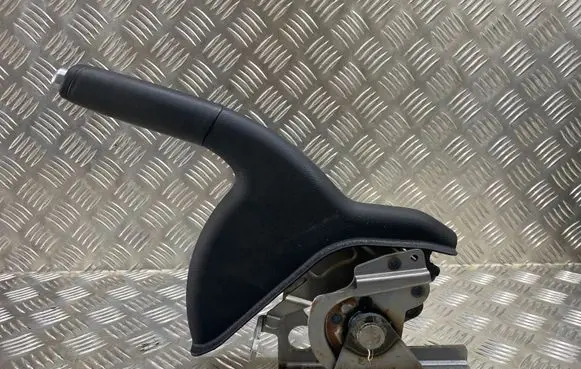 Mazda CX-7 Handbrake trim 080214