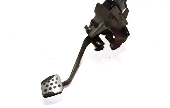 Clutch pedal