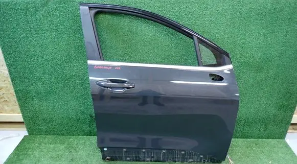 KIA Sportage Front door