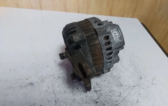 Mitsubishi Pajero Generator/alternator ME203546 12V125A0809