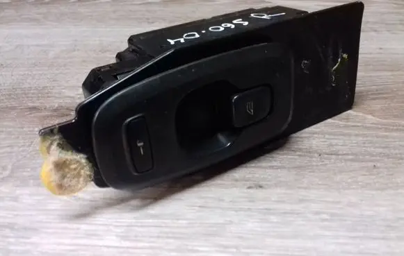 Volvo S60 Electric window control switch 30658147