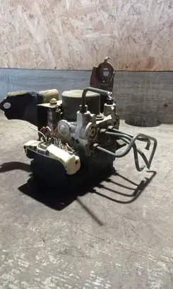 Toyota RAV 4 (XA20) ABS Pump