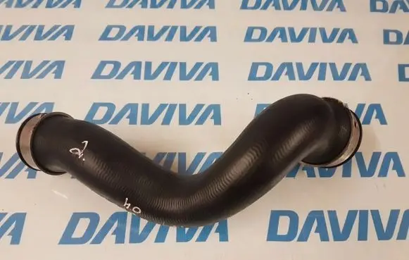 Mercedes-Benz C W204 Intercooler hose/pipe A2035282938