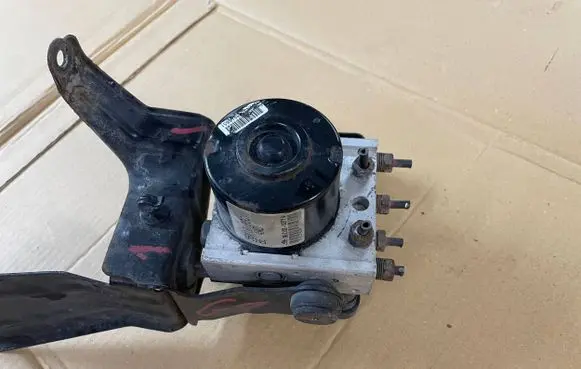 Suzuki Ignis ABS Pump 56110-86g11