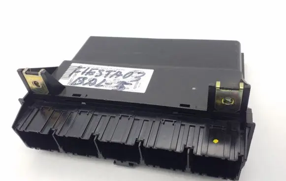 Ford Fiesta Comfort/convenience module 2S6T15K600DF 5WK48033D T83SA