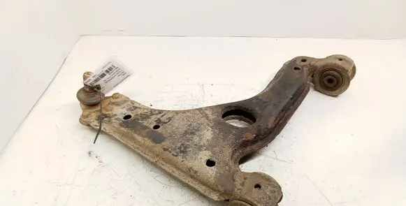 Opel Vectra B Front lower control arm/wishbone