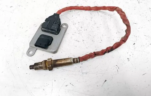 BMW 3 F30 F35 F31 Lambda probe sensor 8576469 5WK96697B
