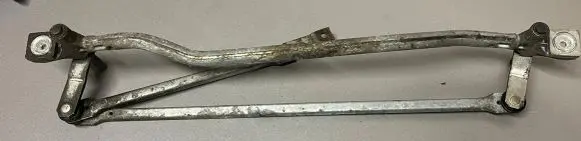 Volvo XC70 Front wiper linkage and motor 30796358 3397020958 2010103