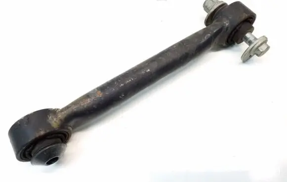 Rear control arm