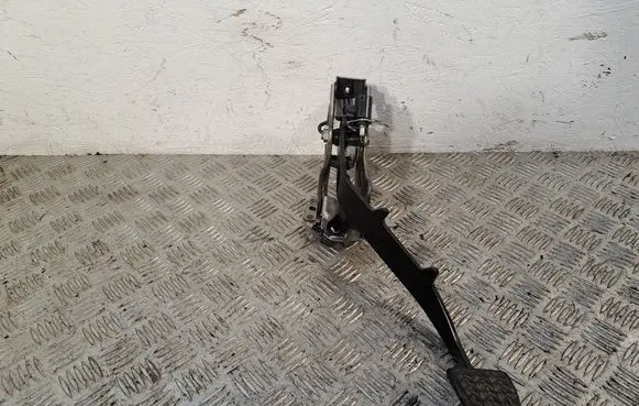 Clutch pedal