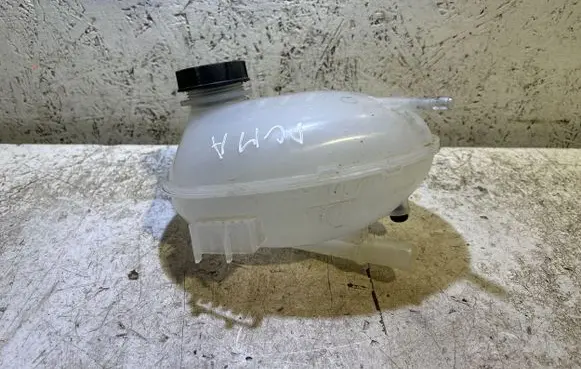 Ford Puma Coolant expansion tank/reservoir GN118A080AA