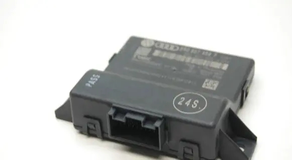 Audi Q5 SQ5 Gateway control module 8R0907468F
