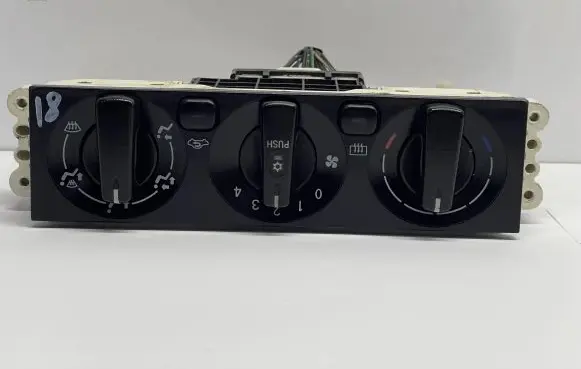 Mitsubishi Pajero Other control units/modules MR500784