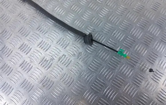 Front door cable line