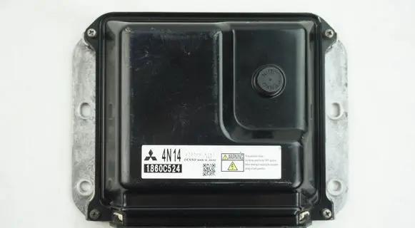 Mitsubishi Outlander Engine control unit/module 1860C524 2757006151