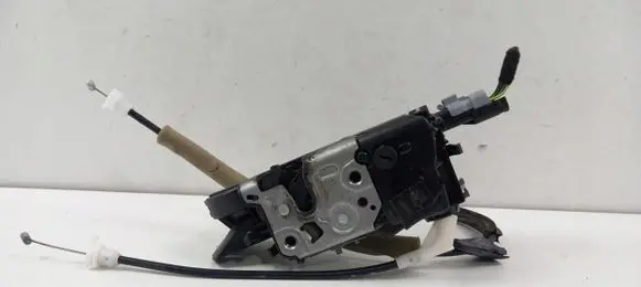 Peugeot Partner Front door lock