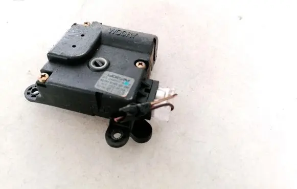 Hyundai Elantra Air flap motor/actuator D332AKYAA D332-AKYAA