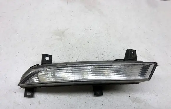 Skoda Octavia Mk2 (1Z) LED Daytime headlight 1Z0941068 6970100001