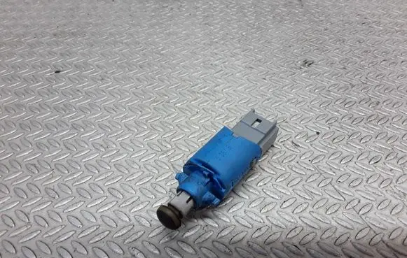 Clutch pedal sensor