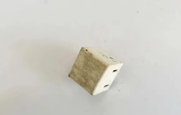 Ford Fiesta Other relay 95vg13150aa 72lf003
