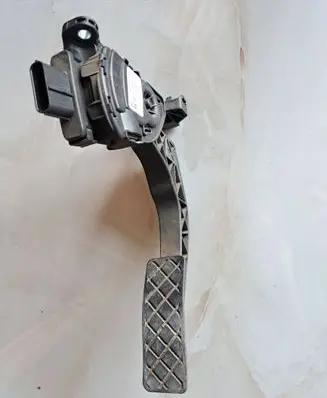 Audi A4 S4 B8 8K Accelerator throttle pedal 8K1723523 6PV00950501