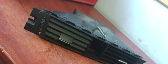 BMW 3 E90 E91 Dash center air vent grill 9151174