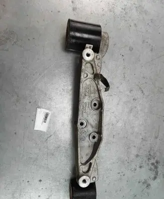 Volvo XC60 Rear differential/diff mount bracket 31437628 31492866 31367173