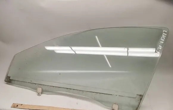 Mitsubishi Lancer X Front door window glass four-door 43R00033