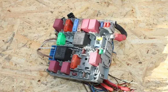 Fiat Tipo Fuse module 52028777