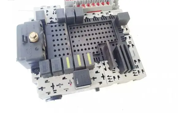 Volvo S60 Fuse box set 8676286 8645729