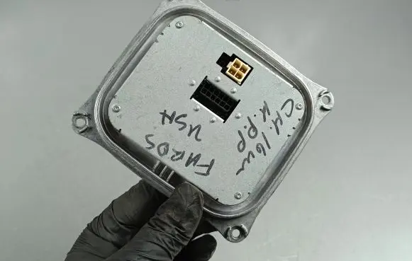 Jeep Cherokee Headlight ballast module Xenon 130732948901