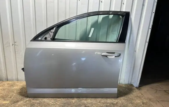Skoda Octavia Mk3 (5E) Front door 5E0831051A 20650