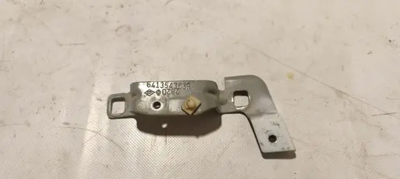 Renault Megane IV Fender mounting bracket 641354383R
