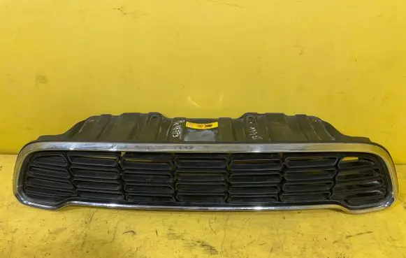 Mini Cooper Countryman R60 Front bumper upper radiator grill RZ1R7P3