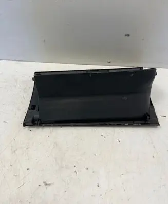 Mazda 6 Glove box