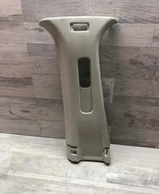 Ford Ranger Seat belt trim 