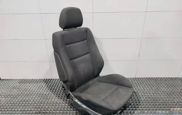 Opel Zafira B Front passenger seat 