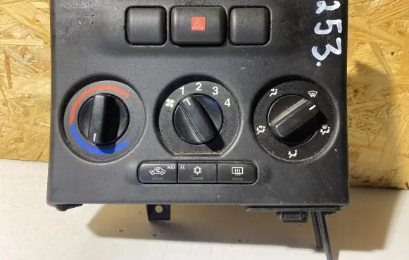 Opel Zafira A Climate control unit 024420732