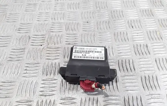 Volkswagen PASSAT B6 Gateway control module 1K0907530Q 1K0907951