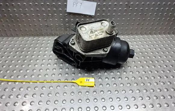 Hyundai i30 Oil filter mounting bracket S26405634 264102A300