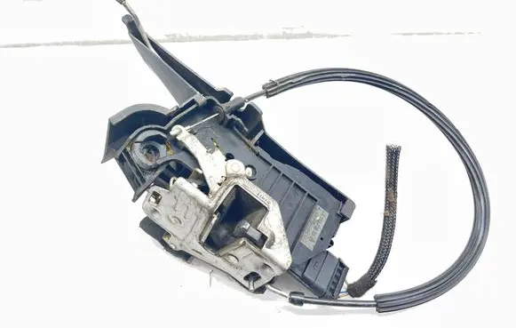 Mercedes-Benz ML W163 Front door lock A1637202935