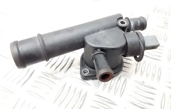 Skoda Superb B6 (3T) Engine coolant pipe/hose
