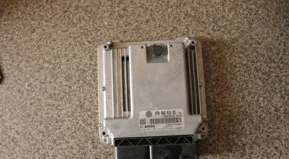 Volkswagen Transporter - Caravelle T5 Engine control unit/module 070906016DS 0281014252 0280000811