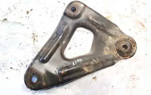 Chevrolet Captiva Engine mounting bracket