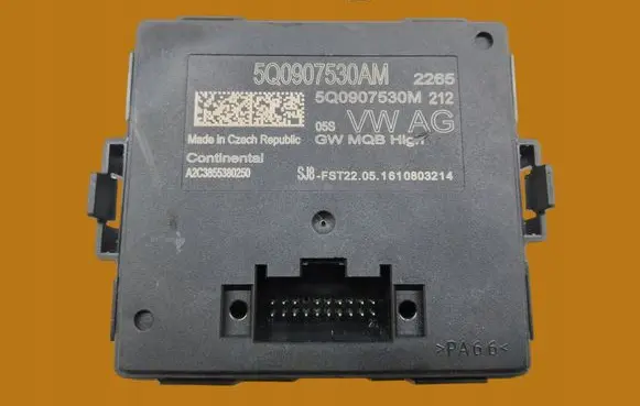 Volkswagen PASSAT B8 Other control units/modules 5Q0907530AM
