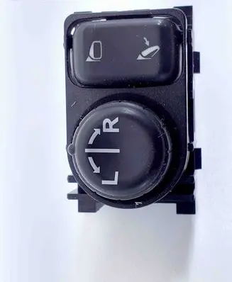 Nissan Qashqai Wing mirror switch