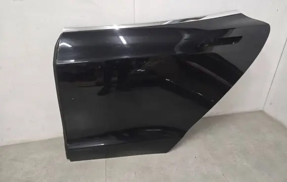Tesla Model S Rear door