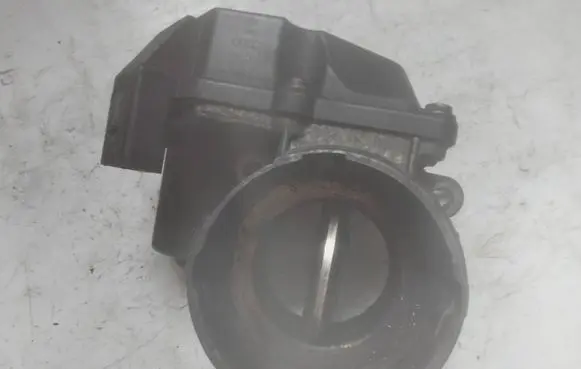Skoda Octavia Mk2 (1Z) Throttle valve 03G128063A