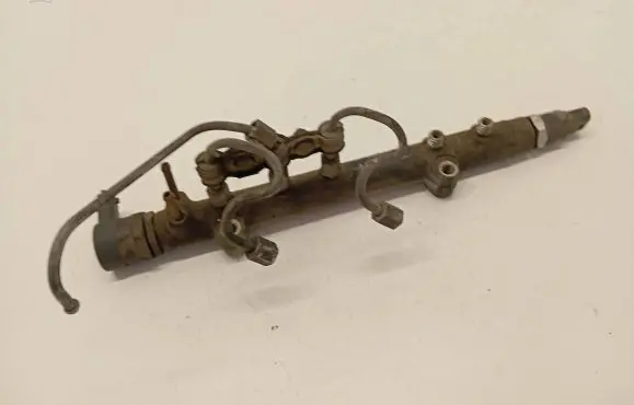 Toyota Yaris Fuel main line pipe 2381033010 0445214412